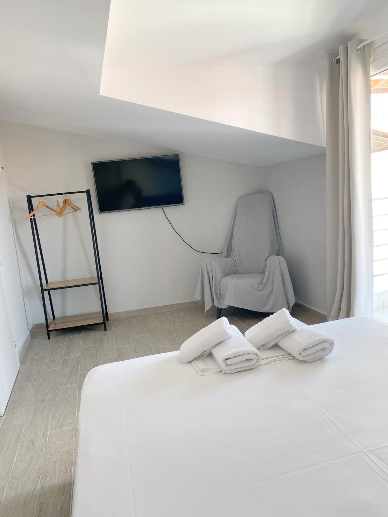 Delia Apartments Pefkohóri Kültér fotó